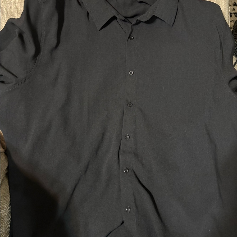 Men's Black Button-Up Shirt